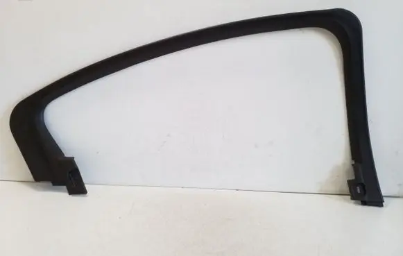 Opel Ampera Rear door glass trim molding 802579867