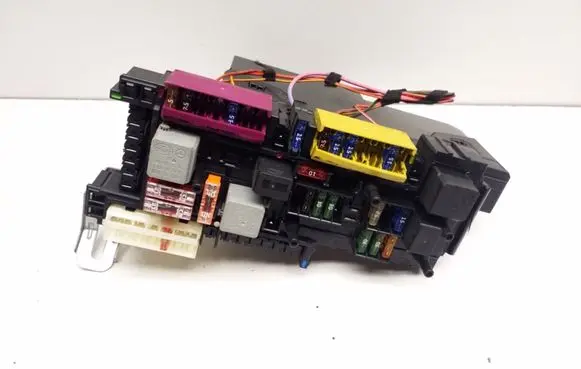 Mercedes-Benz E W212 SAM control unit A2129005101