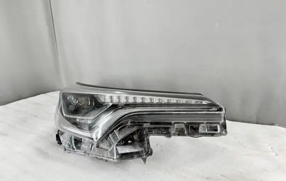 Toyota C-HR I Headlight/headlamp 81110F417000