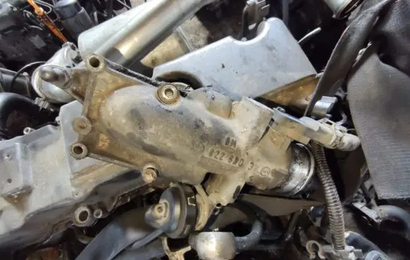 Opel Zafira A Throttle valve 08225803