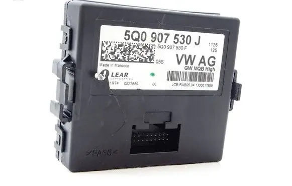 Audi A3 S3 8V Gateway control module 5Q0907530J 0527659 5Q0907530F