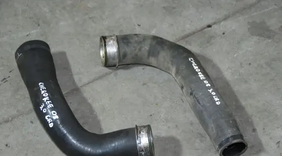 Jeep Grand Cherokee (WK) Intercooler radiator 2008R