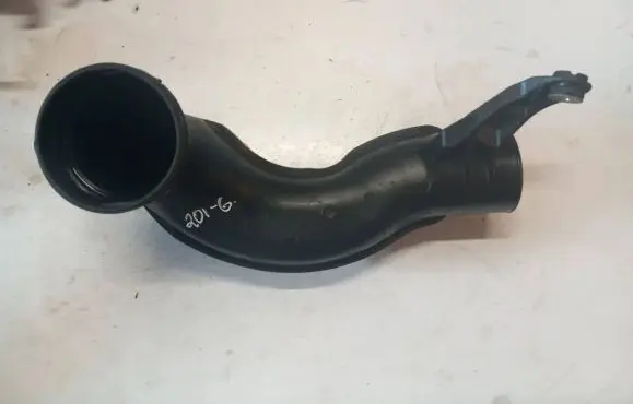 Volvo XC60 Intercooler hose/pipe 31319698