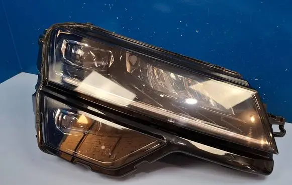 Skoda Karoq Headlight/headlamp 57B941018B 0021086605