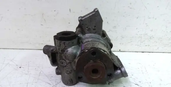 Mercedes-Benz C W203 Power steering pump 0034660101