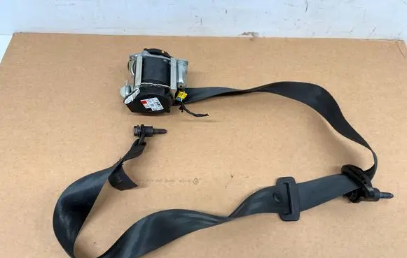 Dacia Sandero III Front seatbelt SAN3PASBEZPLP1 649247300C