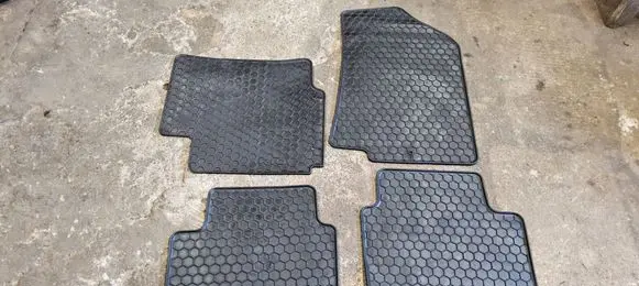 KIA Rio Car floor mat set 