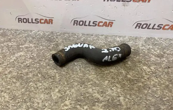 Jaguar S-Type Engine coolant pipe/hose