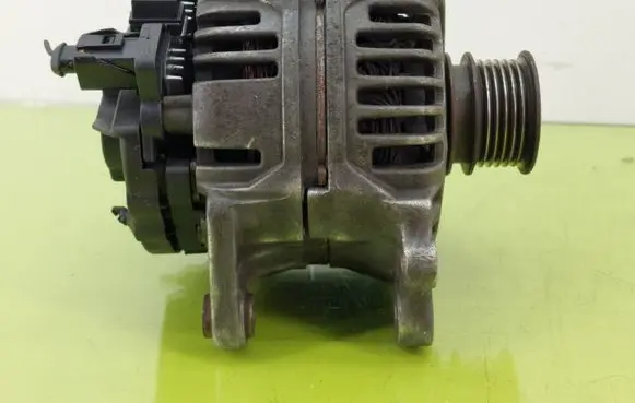 Seat Leon (1M) Generator/alternator 06B903016A
