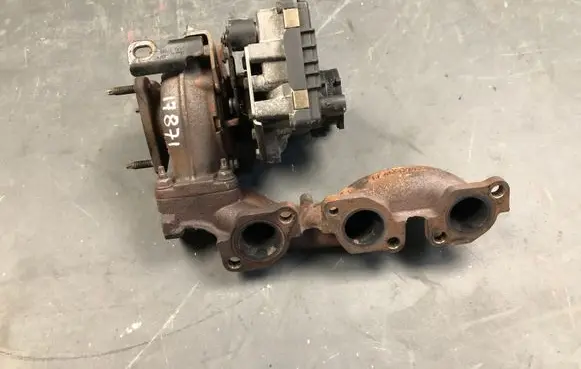 Jaguar XF Turbo 6R8Q6K682AD 6NW009206
