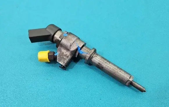 Peugeot 406 Fuel injector 9636819380 IMPRK1396447