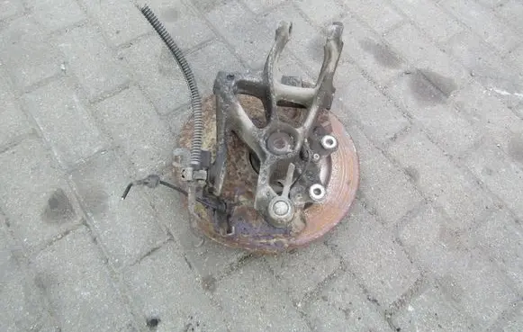 Peugeot 407 Rear wheel hub 