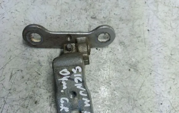 Opel Signum Rear door lower hinge