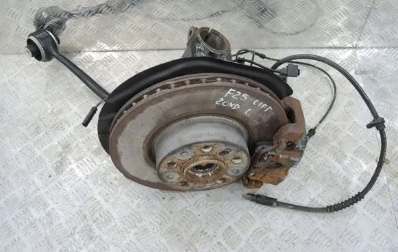 BMW X3 F25 Stub axle F25876433