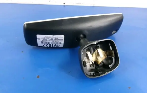 Volkswagen Golf V Rear view mirror (interior)