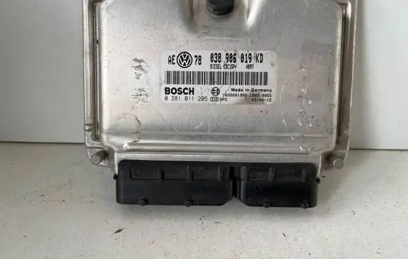 Skoda Superb B5 (3U) Engine control unit/module 038906019KD 1039S01966
