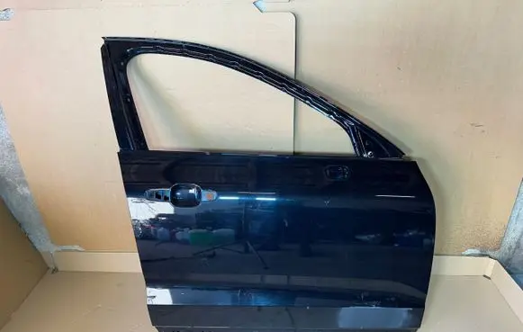 Volvo XC60 Front door
