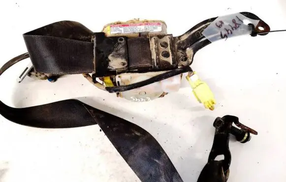 Subaru Legacy Front seatbelt tkab2es087 tk-ab2-es087