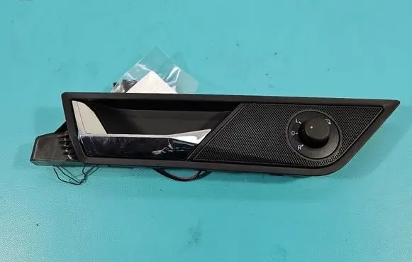 Skoda Fabia Mk3 (NJ) Front door interior handle 5JB959565 IMPRK1553650
