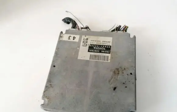 Toyota Avensis Verso Engine control unit/module 8966144300 89661-44300