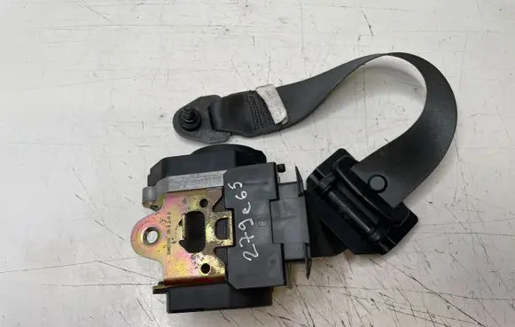 BMW 7 E65 E66 Front seatbelt 010R000 561148401 21925