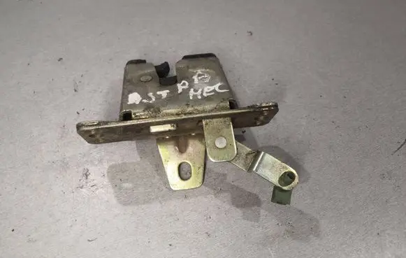 Opel Astra G Tailgate/trunk/boot lock/catch/latch 09130569