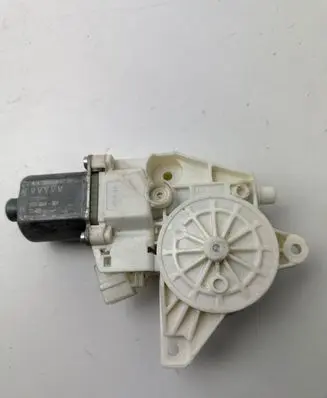Mercedes-Benz A W176 Front door window regulator motor A2469065200
