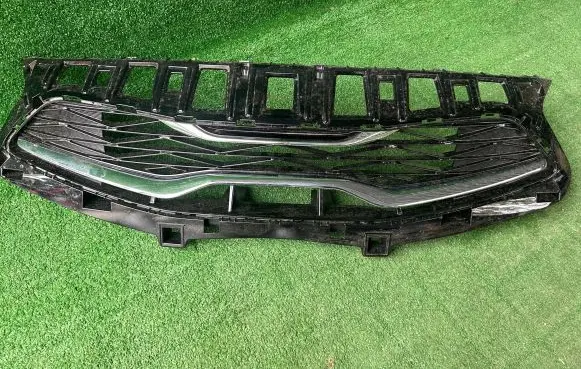 KIA Pro Cee'd III Front grill