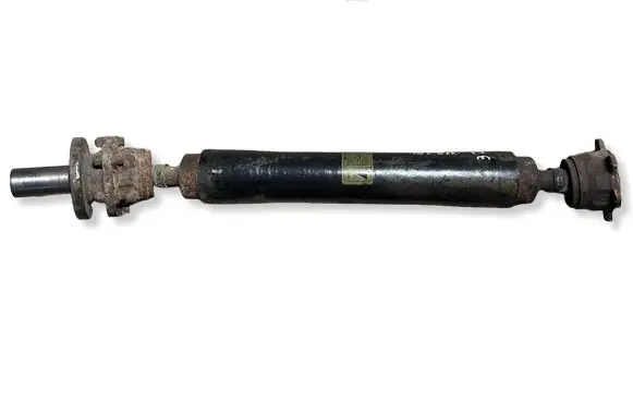 Mitsubishi Pajero Rear driveshaft/prop shaft MR498
