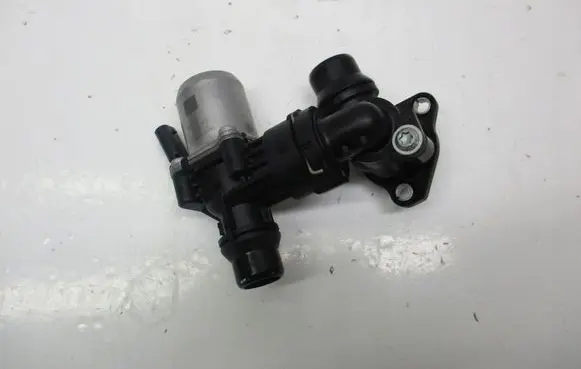 BMW 3 G20 G21 Coolant heater control valve 8689694