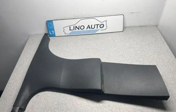 BMW 5 E60 E61 (B) pillar trim (bottom) 7027090