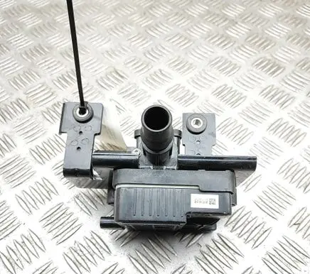 KIA Niro Electric auxiliary coolant/water pump 375V3K4000