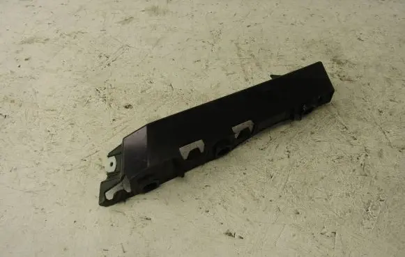 Land Rover Discovery 5 Front bumper mounting bracket HY3217A870AE