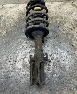 Mercedes-Benz Vito Viano W638 Front shock absorber with coil spring