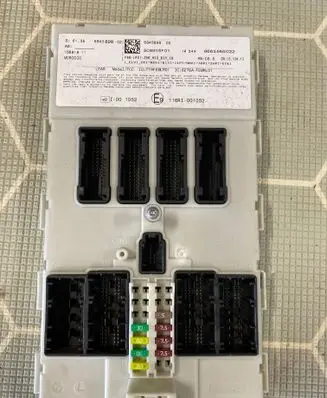 BMW 3 F30 F35 F31 Central body control module 6843898