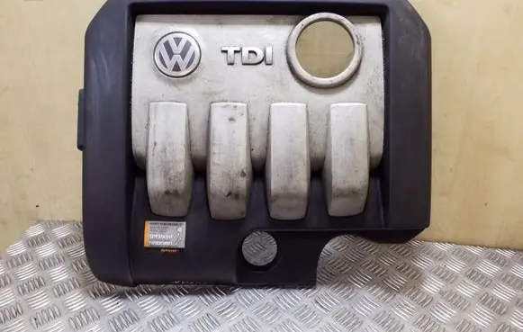 Volkswagen Touran I Engine cover (trim) 03G103925AN 03G103925BR 03G103925BL