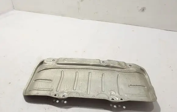 Exhaust heat shield