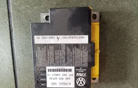 Seat Ibiza III (6L) Airbag control unit/module 6Q0909605AD