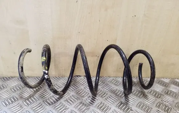 Mercedes-Benz C W204 Front coil spring