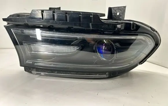 Dodge Charger Headlight/headlamp CS394B101R 00012 30549675