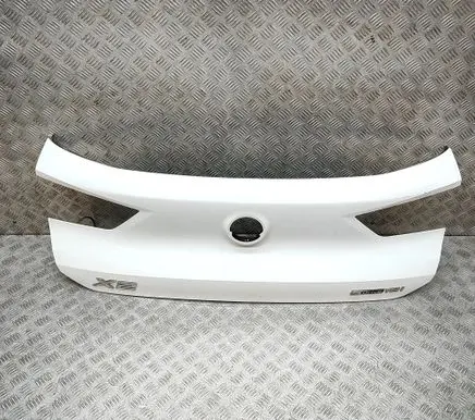BMW X2 F39 Tailgate trim 7428466 7467655