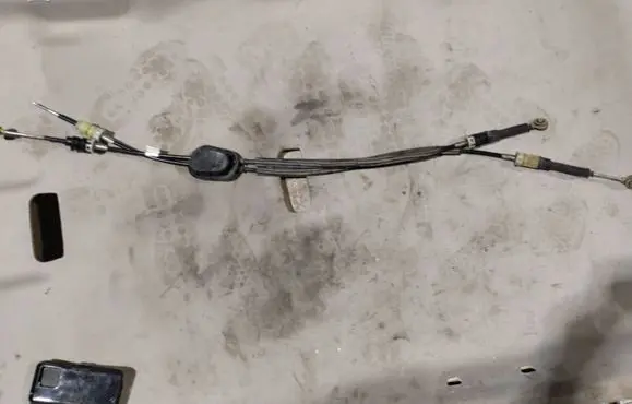Renault Scenic IV - Grand scenic IV Gear shift cable linkage