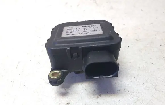 Opel Zafira A Air flap motor/actuator 0132801134
