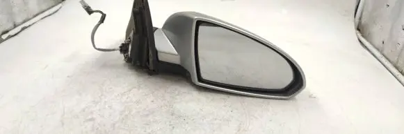 Front door electric wing mirror