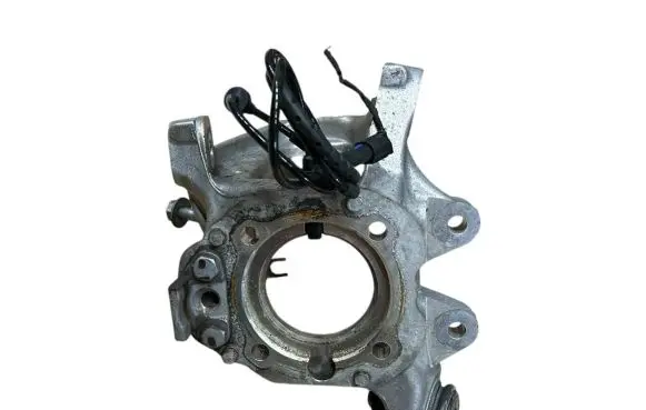 Rear wheel hub spindle/knuckle