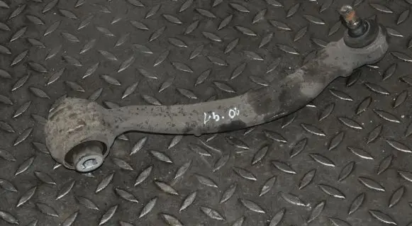 Mercedes-Benz C W204 Front lower control arm/wishbone