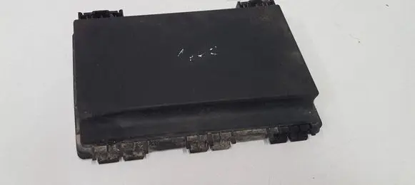 Opel Zafira B Fuse box cover 13125865 4338200