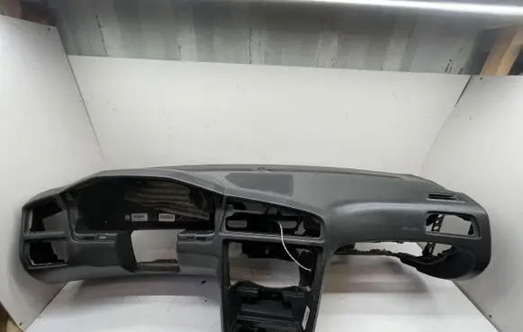 Volvo S60 Dashboard 9177707