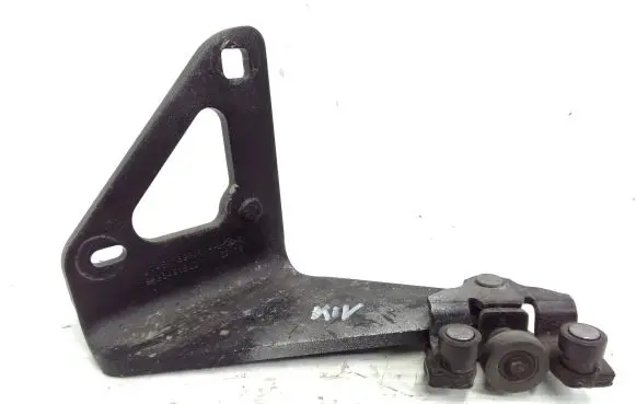Renault Trafic III (X82) Sliding door lower roller guide/hinge 745978999R 93451800