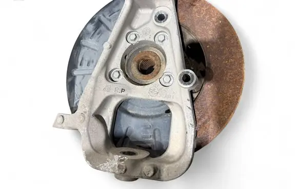 Fisker Karma Front wheel hub 